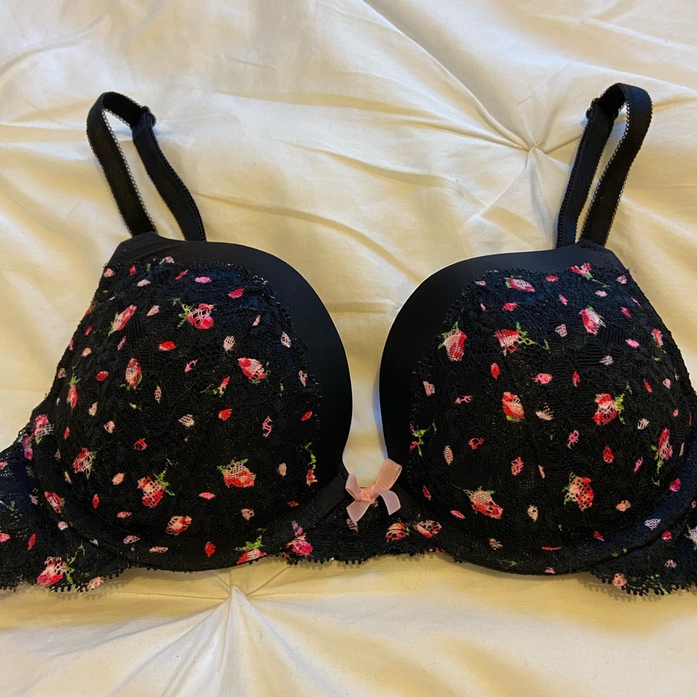 VS Dream Angels push up bra! 32b